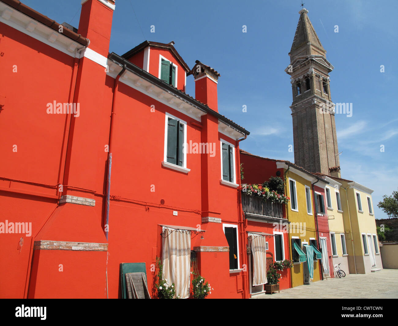 Bunte Häuser auf Burano in der venezianischen Lagune, Italien Stockfoto