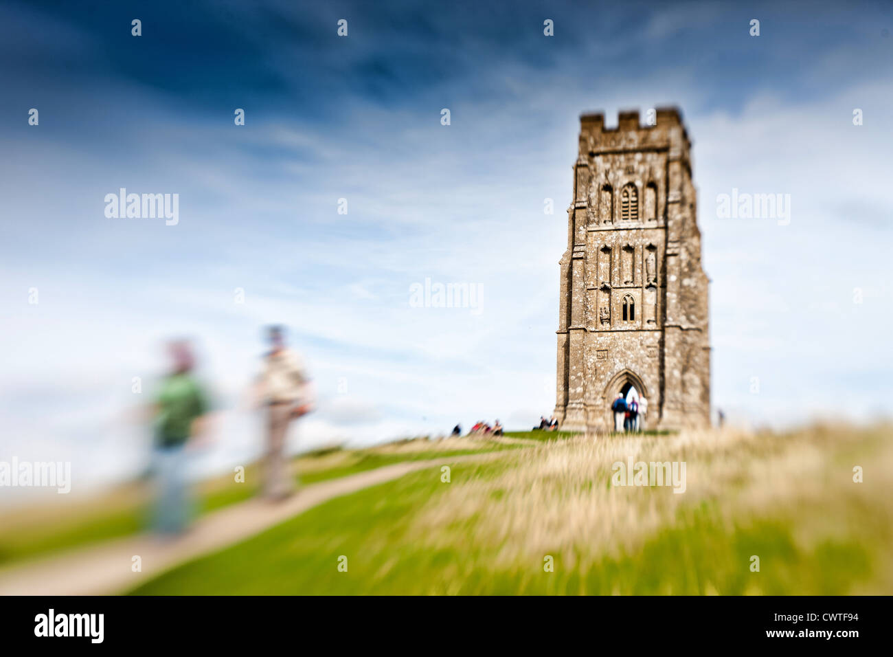 St Michael's Turm auf Glastonbury Tor in Somerset England. Stockfoto