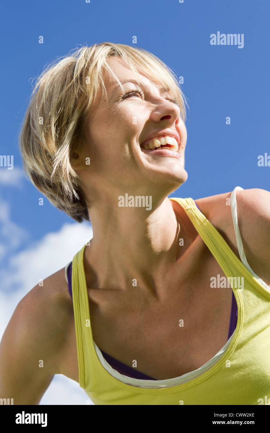 Nahaufnahme eines Womans lächelndes Gesicht Stockfoto