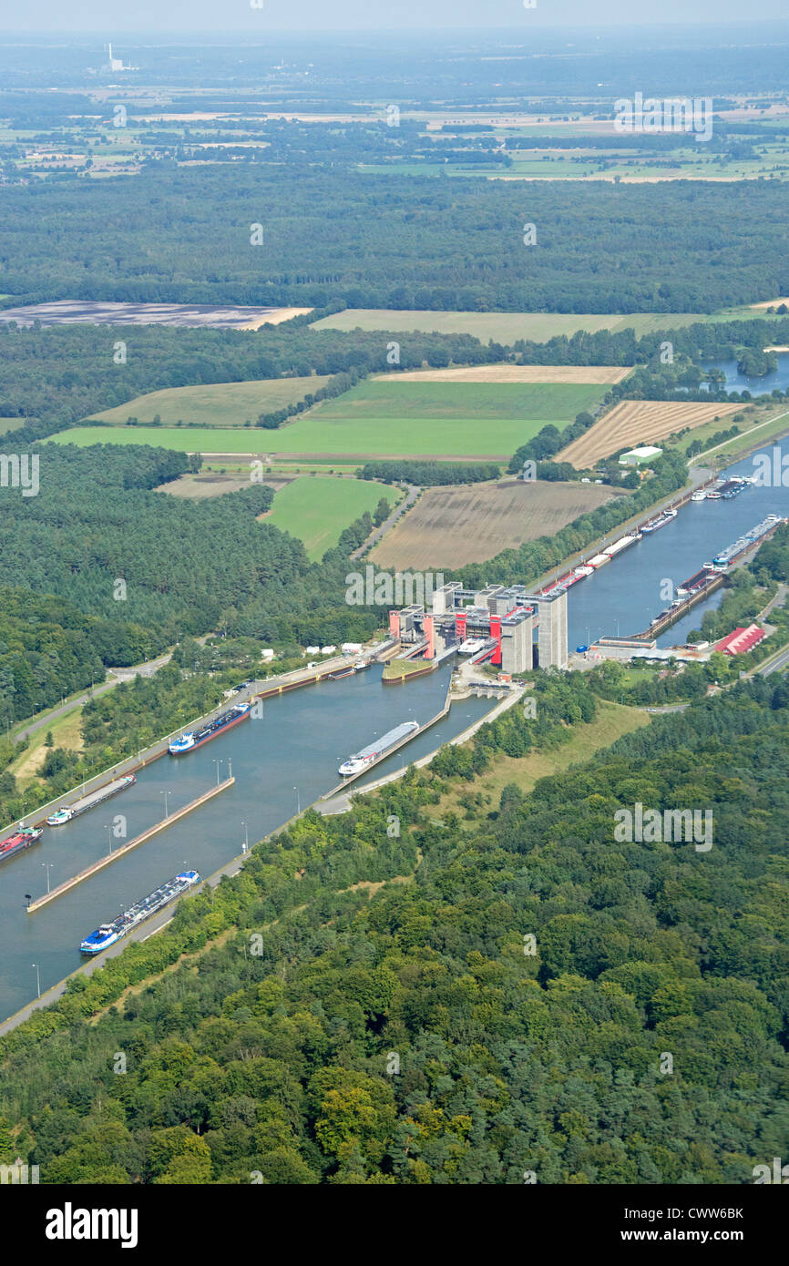 Luftbild des das Schiffshebewerk in Scharnebeck, Niedersachsen, Deutschland Stockfoto