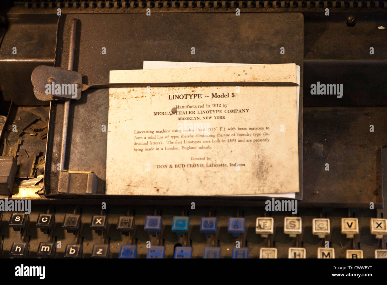 Linotype-Modell 5 Linecasting Maschine bei der Druckerei in Billie Creek Village in Rockville, Indiana Stockfoto