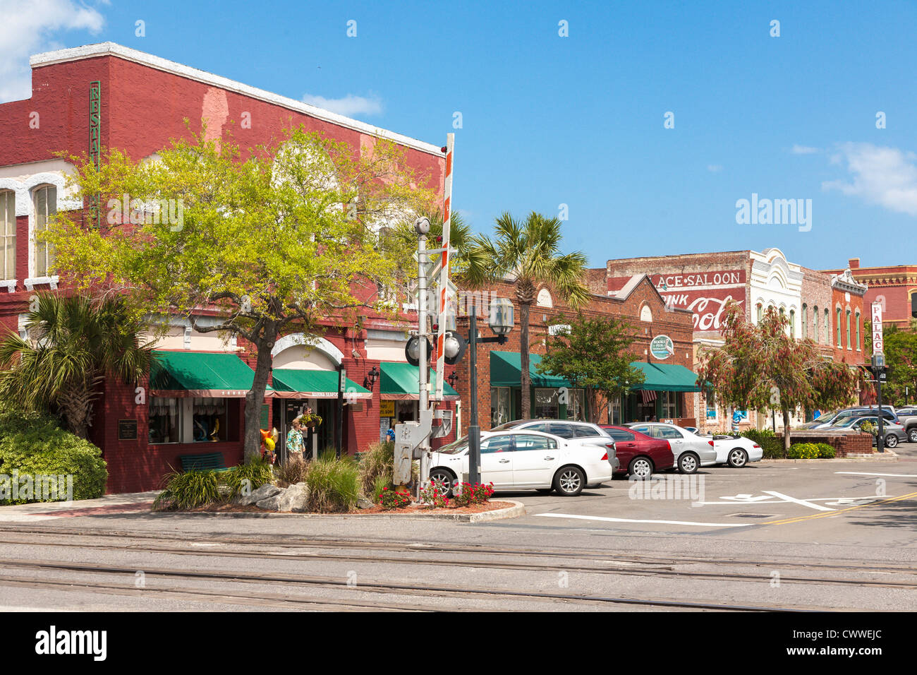 Geschäfte und Restaurants am Ende der Centre Street in der Innenstadt von Fernandina Beach auf Amelia Island in Florida Stockfoto