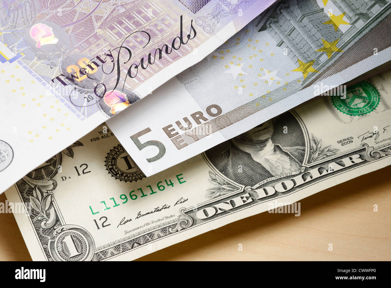 Britisches Pfund Euro und Dollar Geld Stockfoto