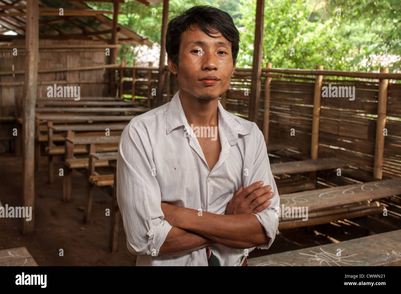 Säge Köder, 29, ist der Schulleiter der Nr. 5 High School, wo er auch die Geschichte lehrt. In Mae La, birmanischen Flüchtlingslager in Thailand Stockfoto