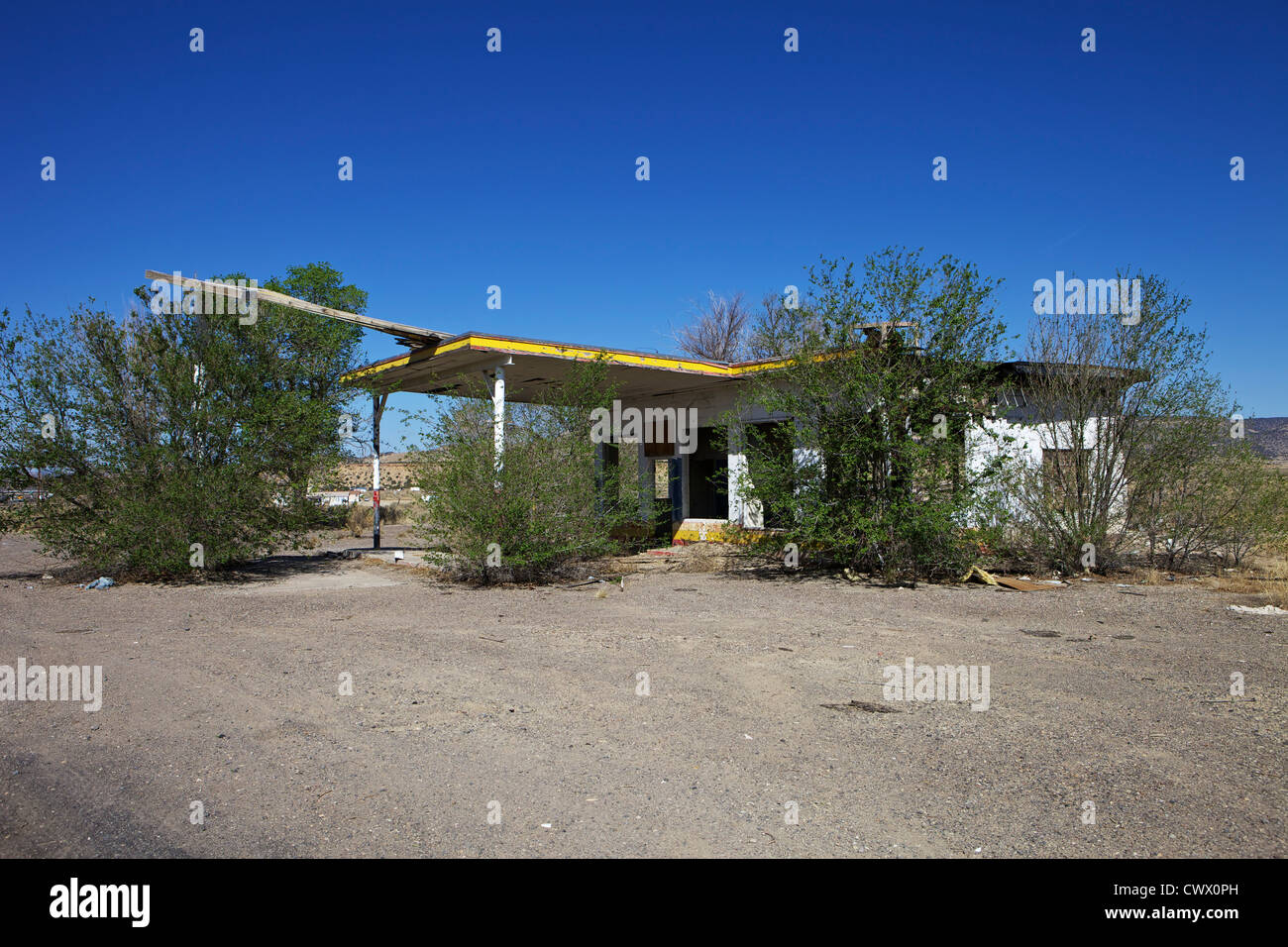 Verlassene Whiting Brothers-Service-Station auf der Route 66 in New Mexiko Stockfoto