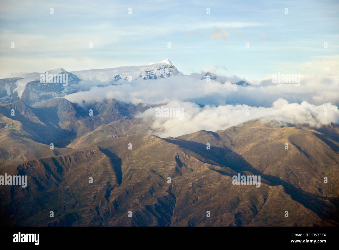 Luftaufnahme des Berges Mururata, Kordilleren der Anden Stockfoto