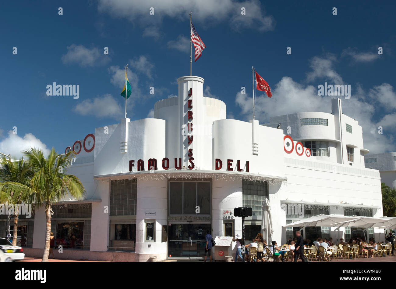 JERRYS BERÜHMTEN DELI COLLINS AVENUE SOUTH BEACH MIAMI BEACH FLORIDA USA Stockfoto