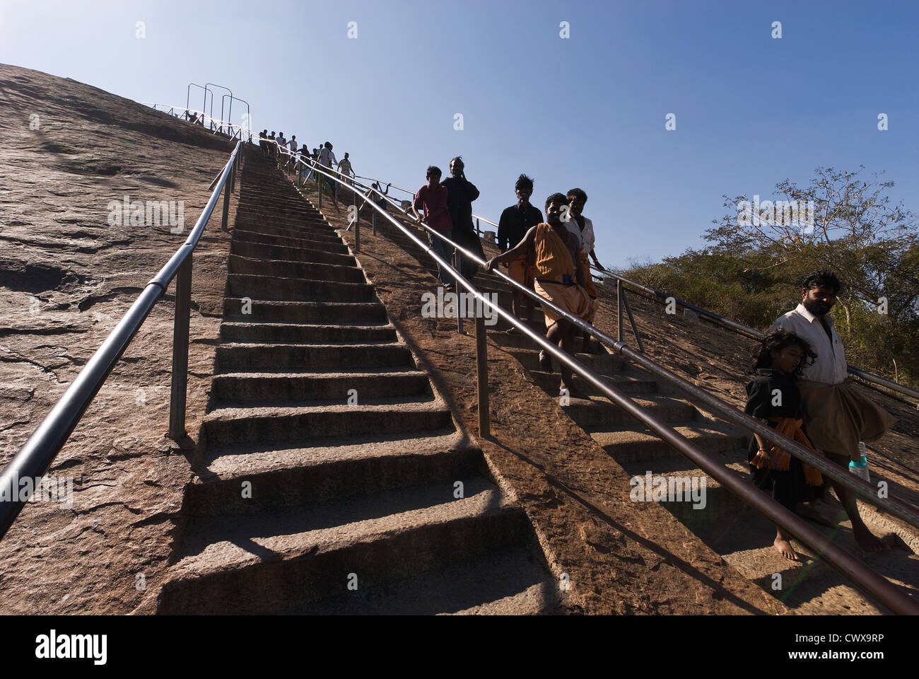 Elk201-2278 Indien, Karnataka, Sravanabelagola, Vindhyagiri Hügel, Felsen gehauene Treppe Stockfoto