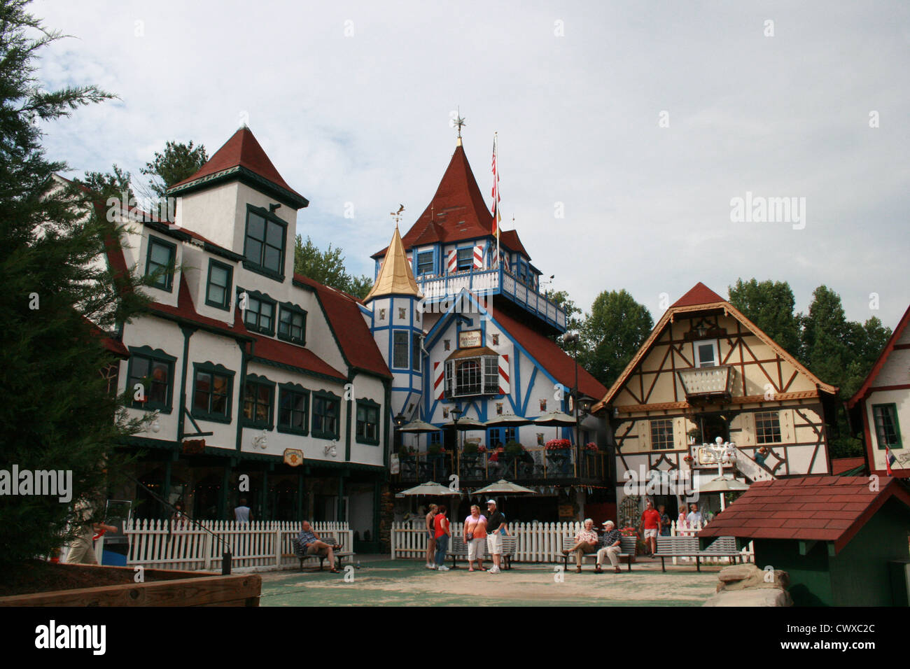 Helen Georgia GA Stadtbild deutsche Deutschland Stadt europäischen Stadtbild Altbauten Landschaft Foto Kunst Stockfoto