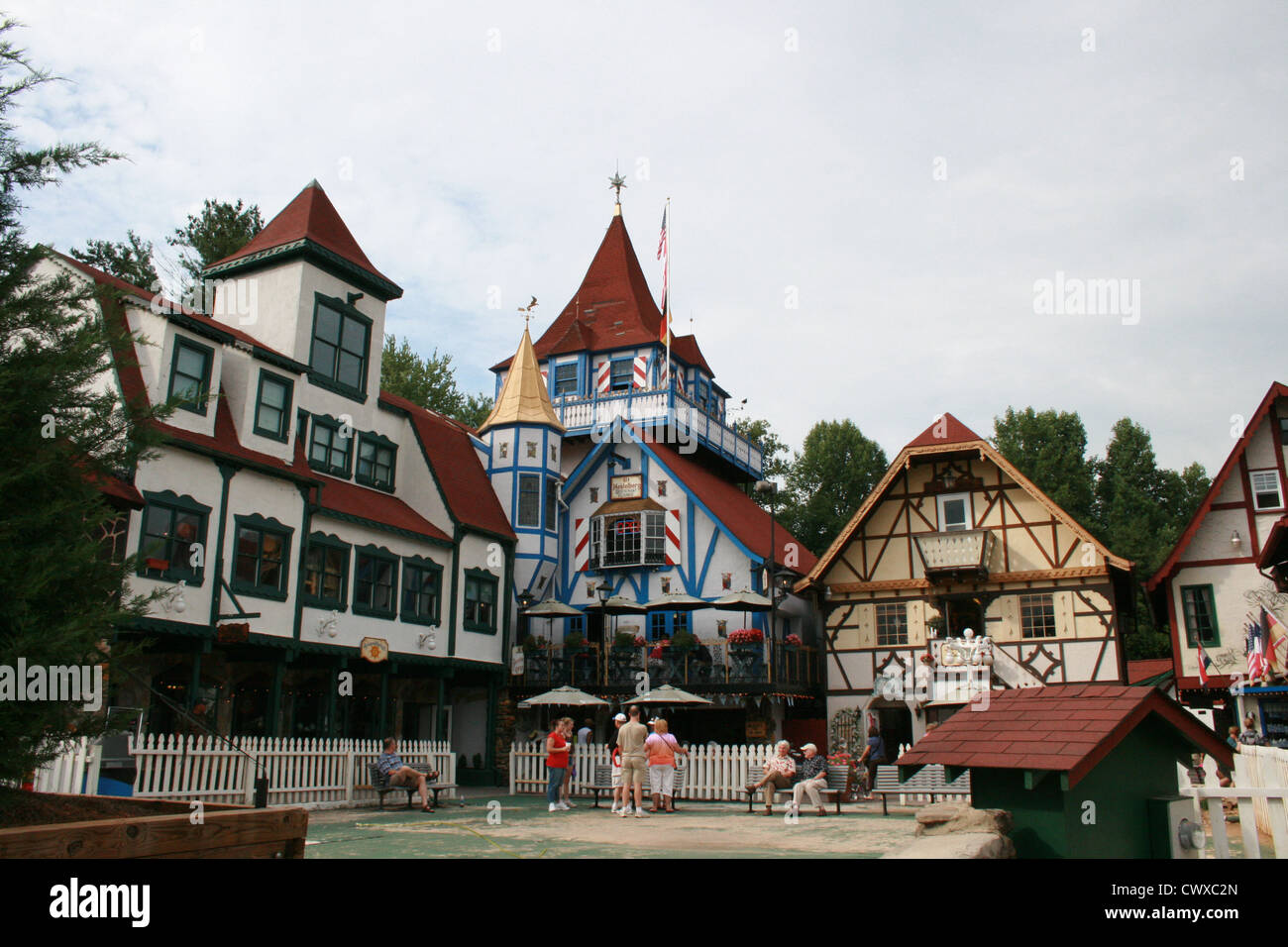 Helen Georgia GA Stadtbild deutsche Deutschland Stadt europäischen Stadtbild Altbauten Landschaft Foto Kunst Stockfoto