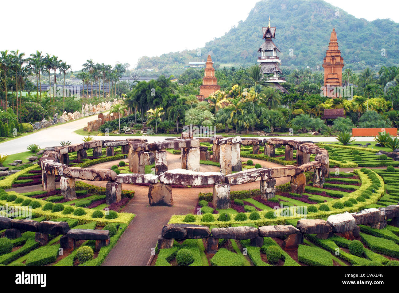 Park Nong Nooch in Thailand, wachsen Gebüsche in geometrischen Figuren Stockfoto