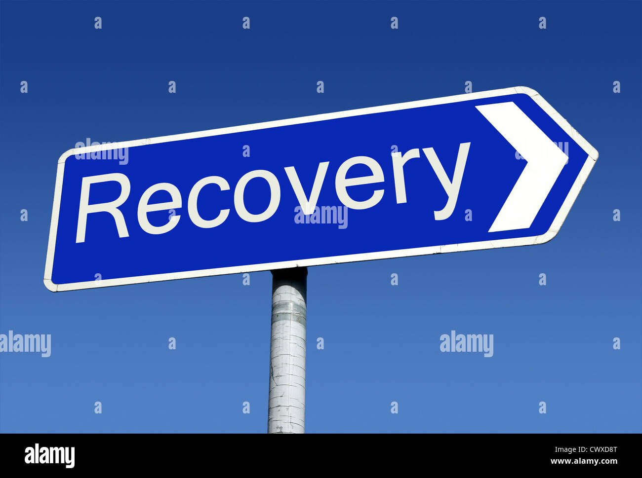 Wegweiser auf dem Weg zur Genesung. Stockfoto