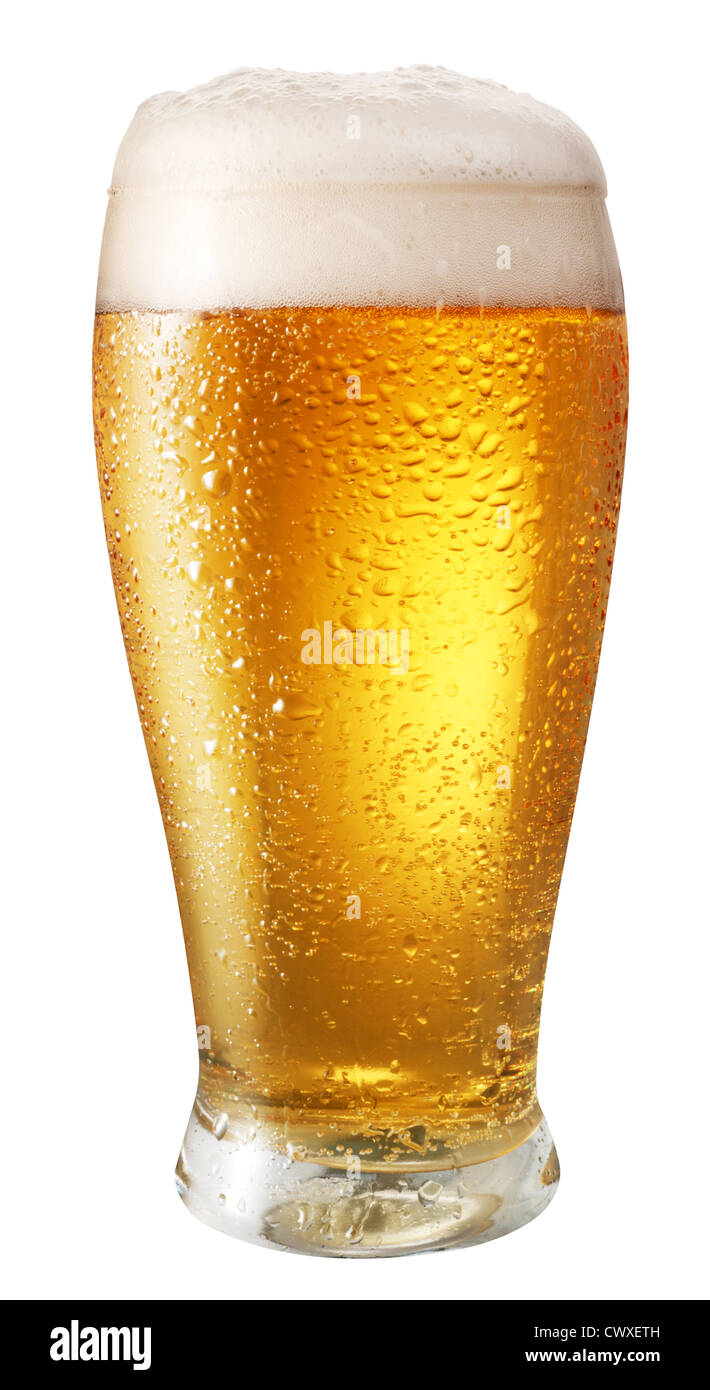 Glas helles Bier isoliert auf einem weißen Hintergrund. Datei enthält Pfad zu schneiden. Stockfoto