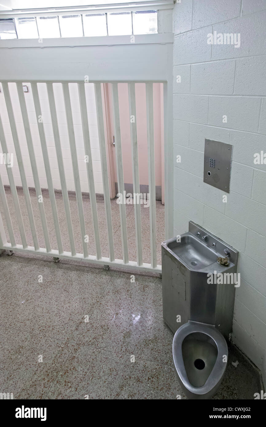 Detroit, Michigan - einer Gefängniszelle in einer Polizeiwache. Stockfoto