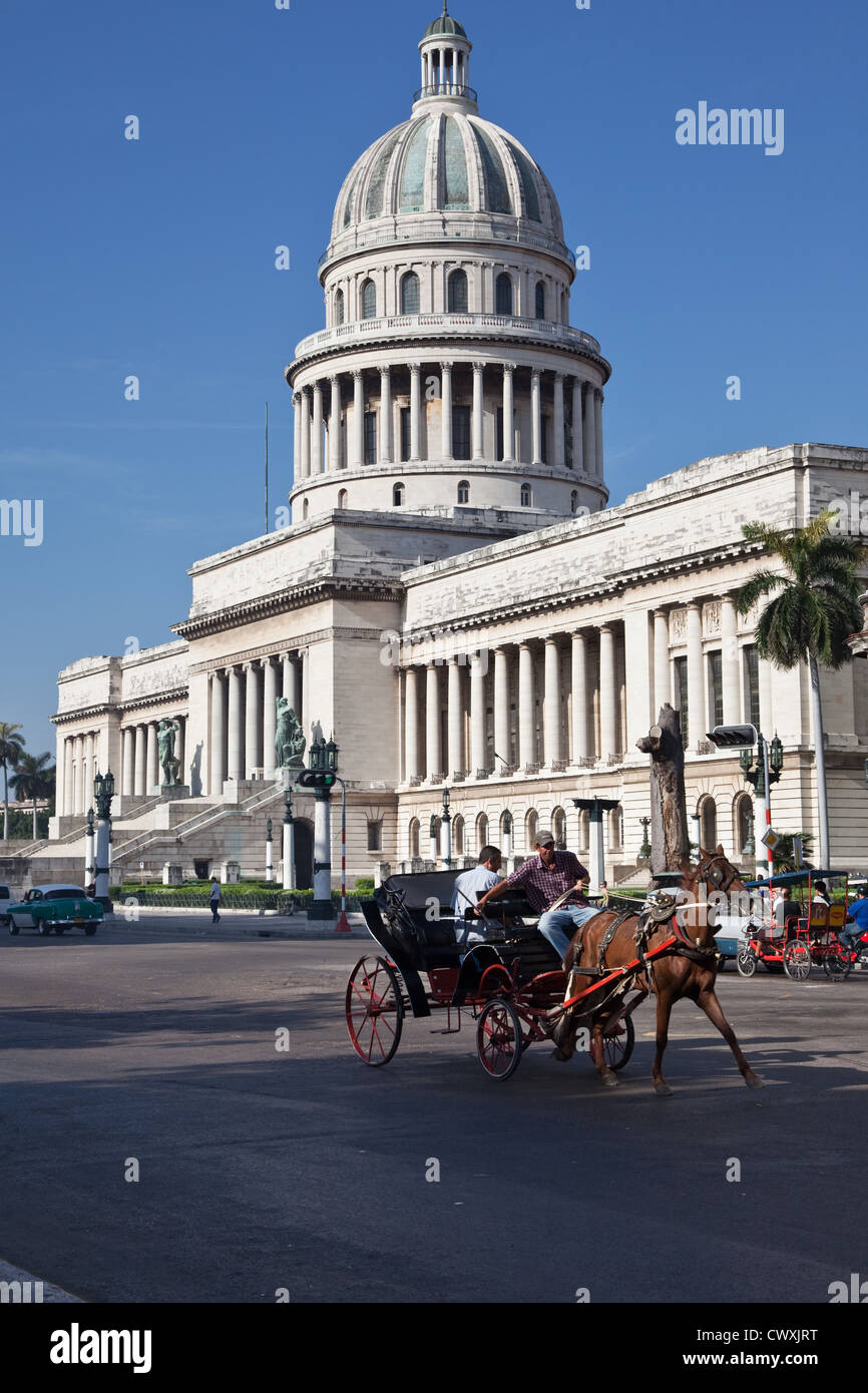 Die atemberaubende El Capitolio in Havanna Gebäude ist eine beeindruckende Sehenswürdigkeit. Stockfoto