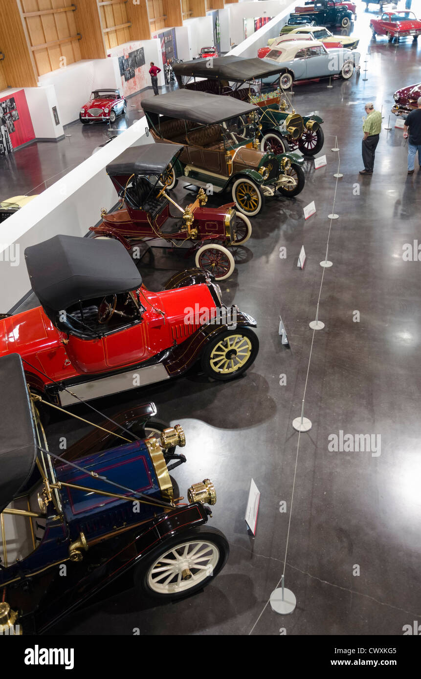 Im Le Mai: America's Car Museum, Tacoma, Washington State mit Oldtimern. Stockfoto