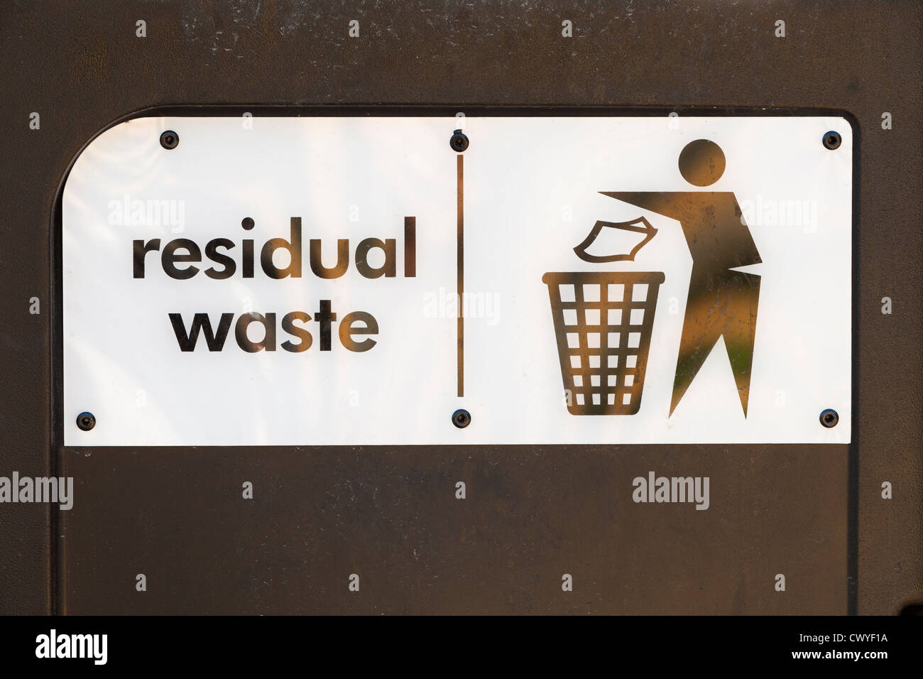 Verbleibende Abfallbehälter Zeichen, UK Stockfoto