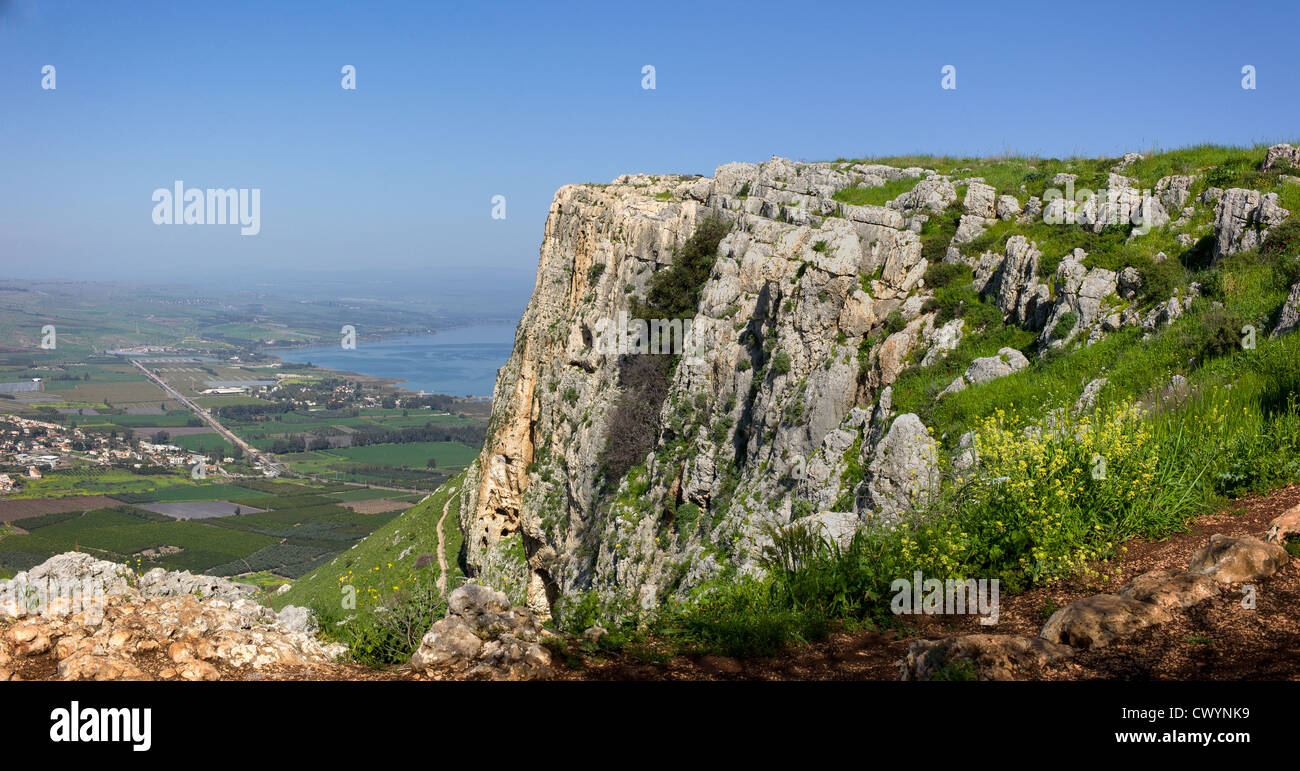Israel, unteren Galiläa Arbel-Berg, den See von Galiläa im Hintergrund Stockfoto