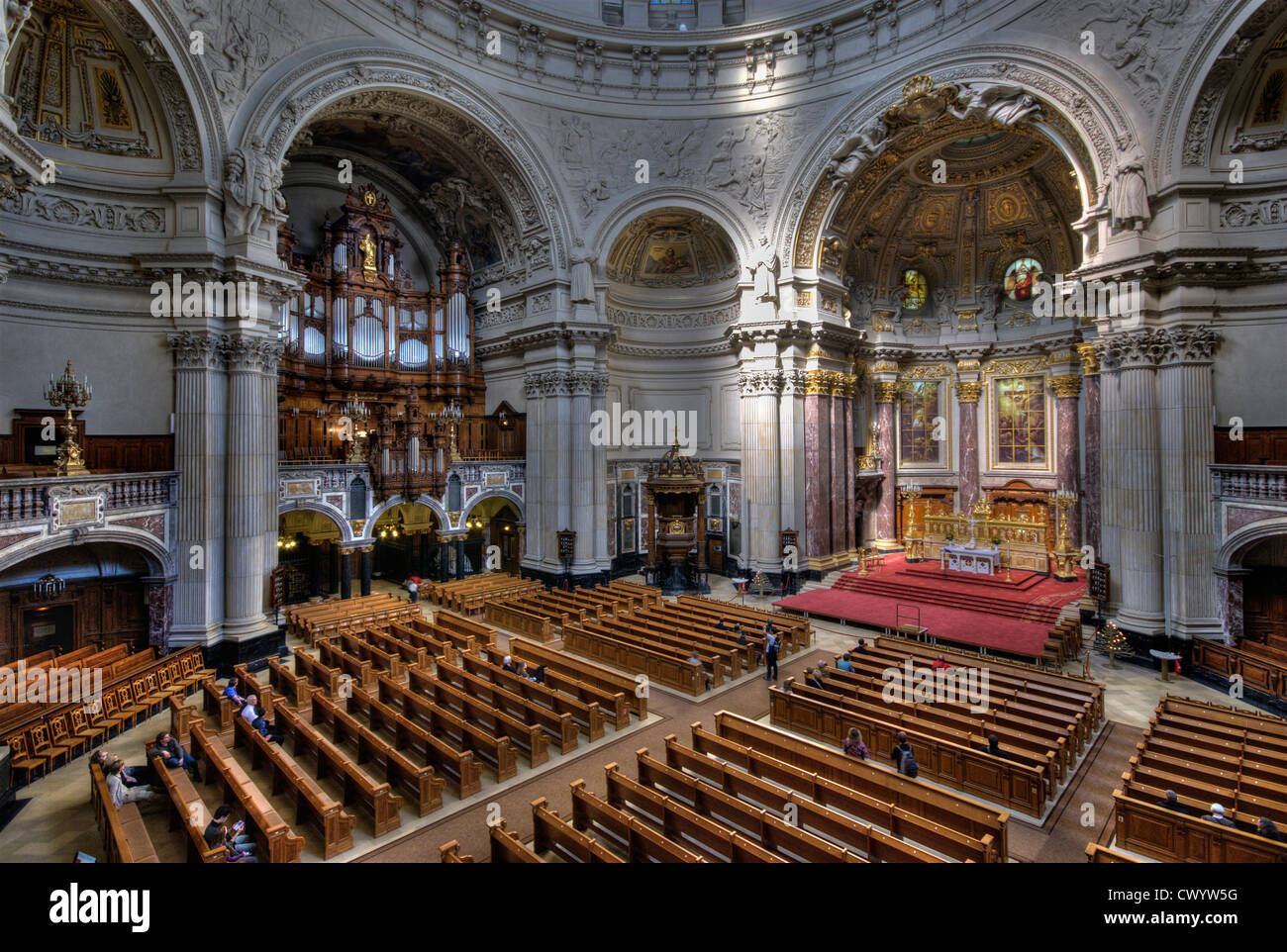 Innenraum der Kathedrale Berlin Stockfoto