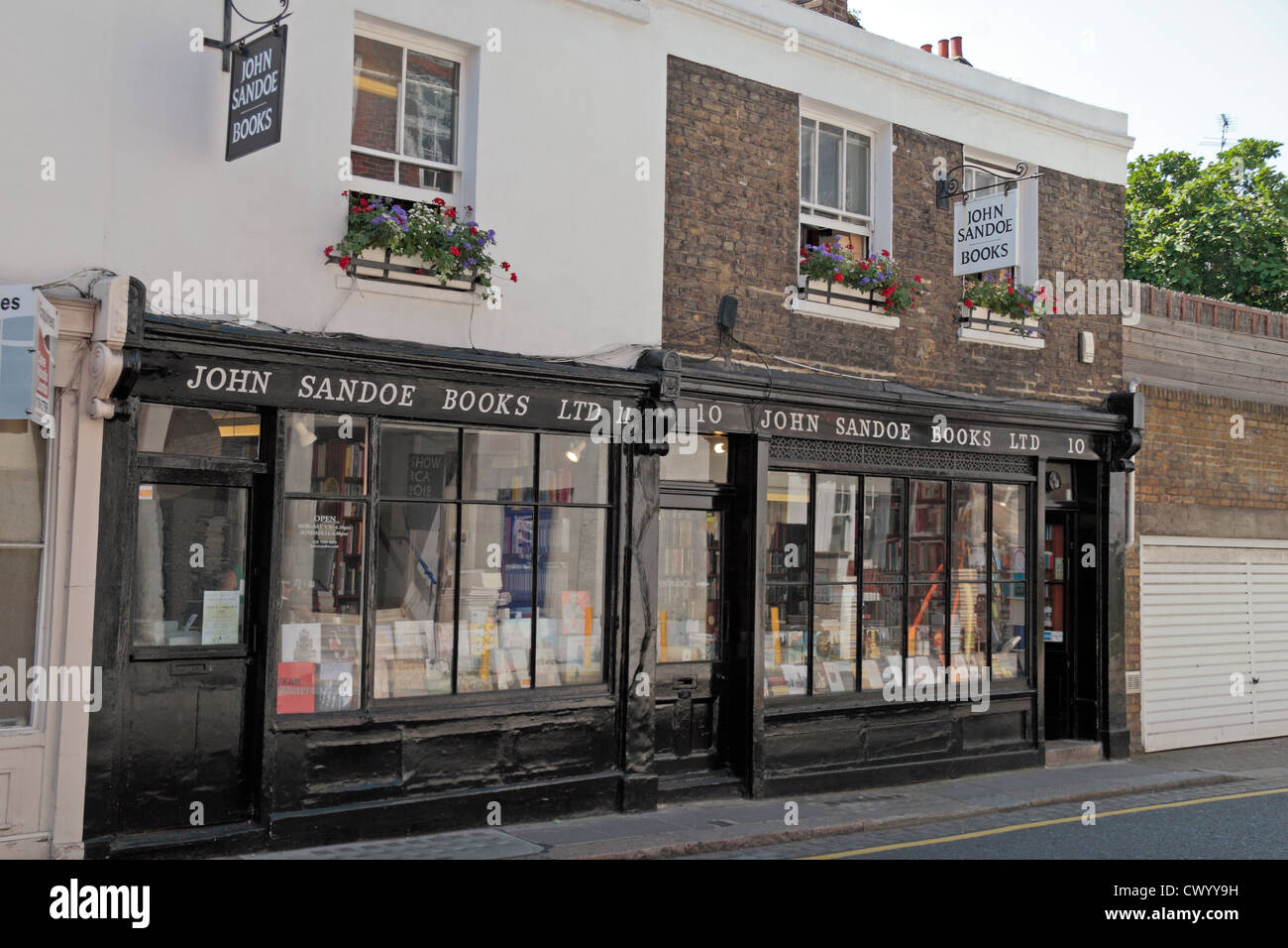 Der John Sandoe Books Ltd Shop auf Blacklands Terrasse, direkt an der Königsweg, Chelsea, London, UK. Stockfoto