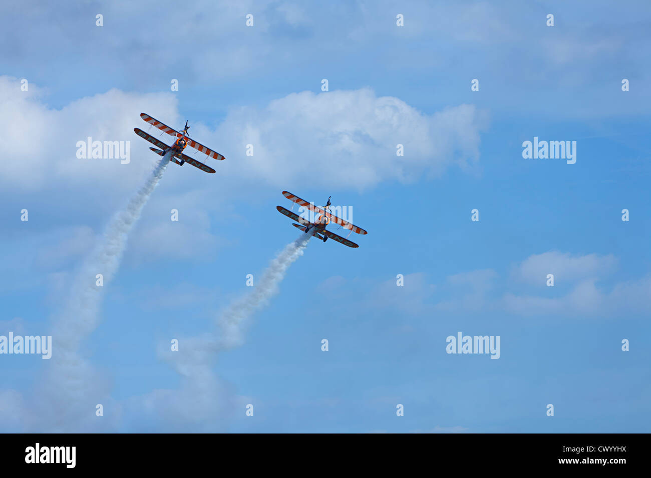 Breitling Wingwalkers, Boeing Stearman Super Flugzeug 75 Bi Modellflugzeug bei Bournemouth Air show 2012 Stockfoto