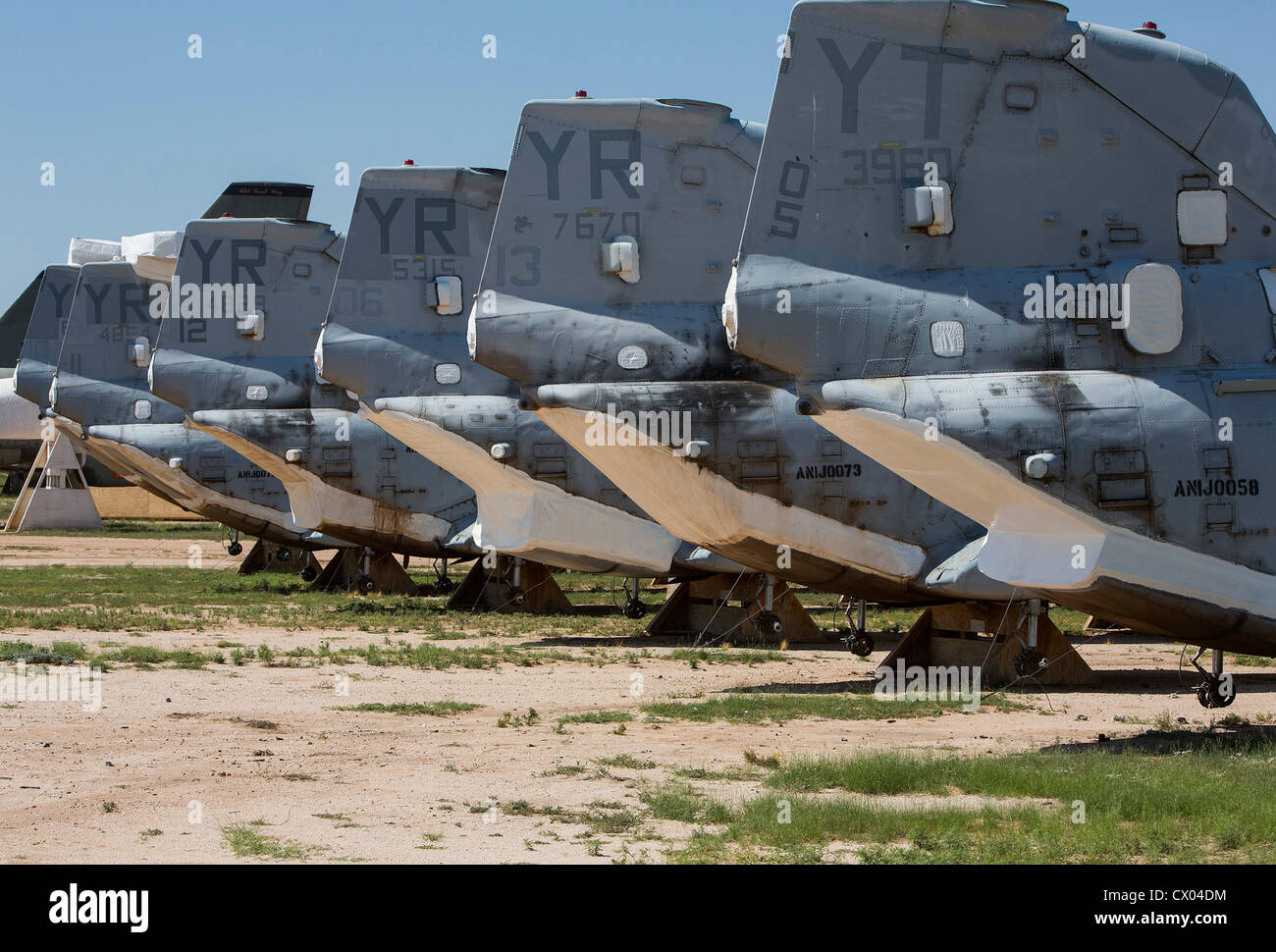 CH-46 Sea Knight Hubschrauber in der Lagerung bei der 309. Aerospace Maintenance and Regeneration Group an Davis-Monthan AFB. Stockfoto