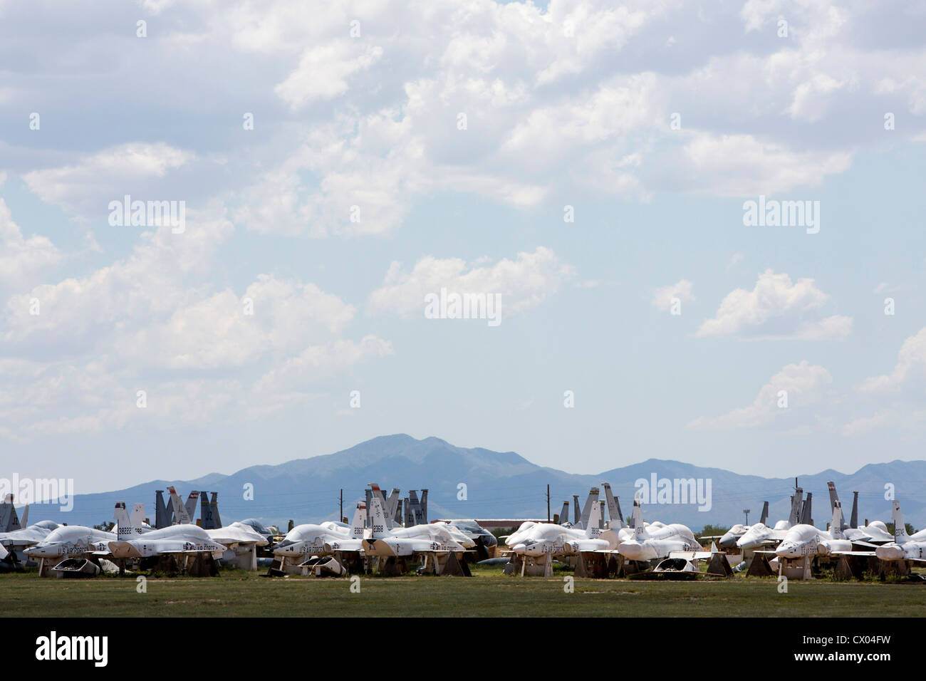 Militärflugzeuge der Lagerung bei der 309. Aerospace Maintenance and Regeneration Group in Davis-Monthan Air Force Base. Stockfoto