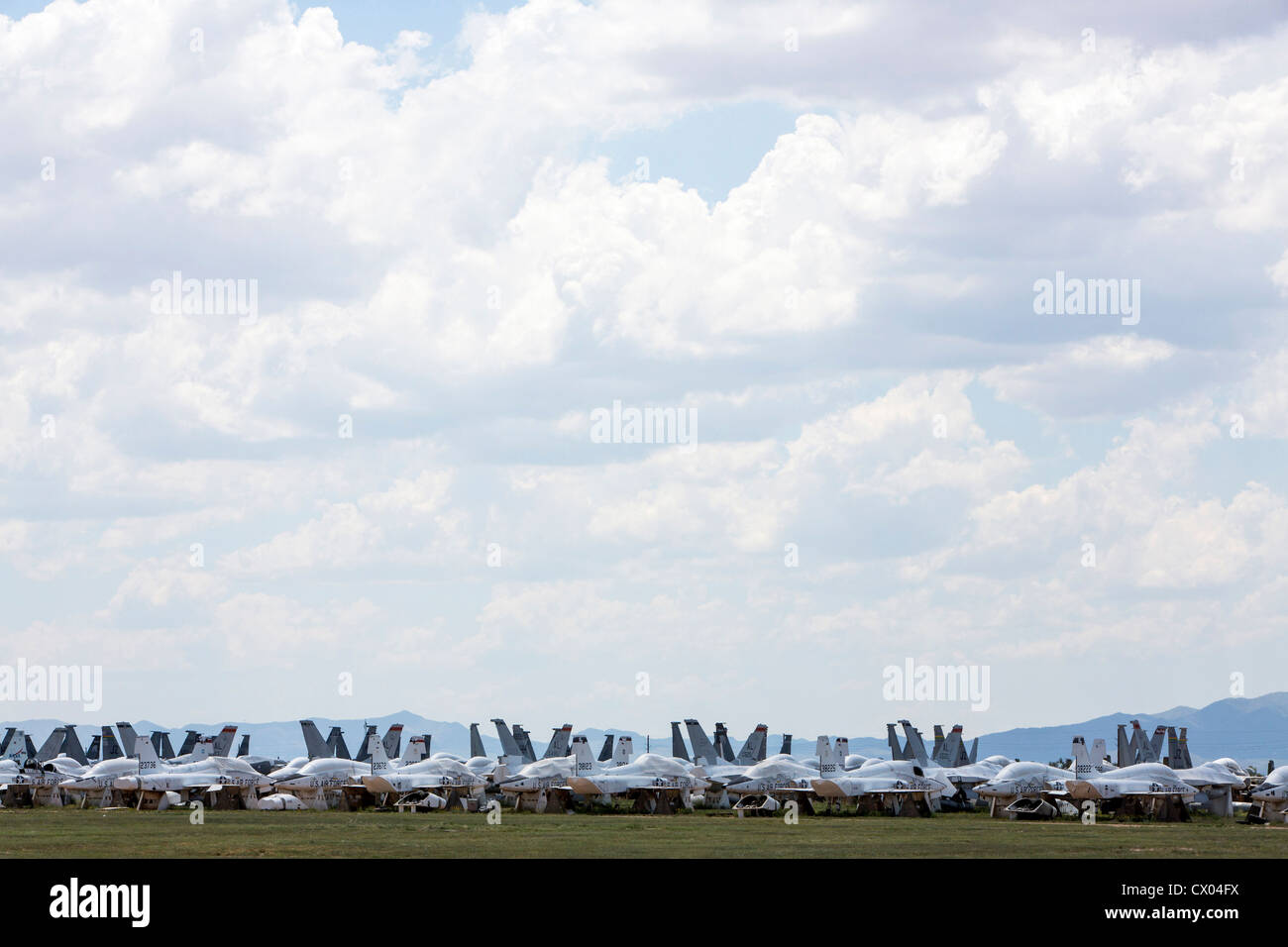 Militärflugzeuge der Lagerung bei der 309. Aerospace Maintenance and Regeneration Group in Davis-Monthan Air Force Base. Stockfoto