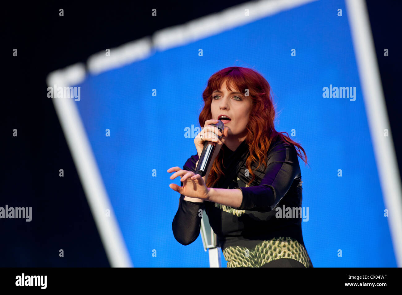 Florence Welsh von Florenz und die Maschine auf der Hauptbühne, T im Park 2012 bei Balado, in der Nähe von Kinross, Schottland. Stockfoto