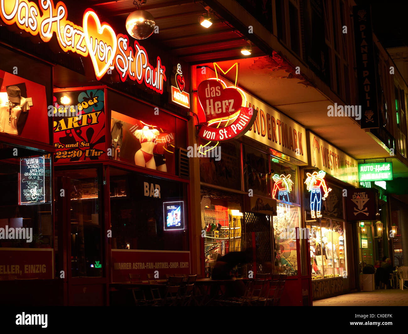 Nachtclubs und Bars auf der Reeperbahn,St.Pauli,Hamburg,Germany Stockfoto