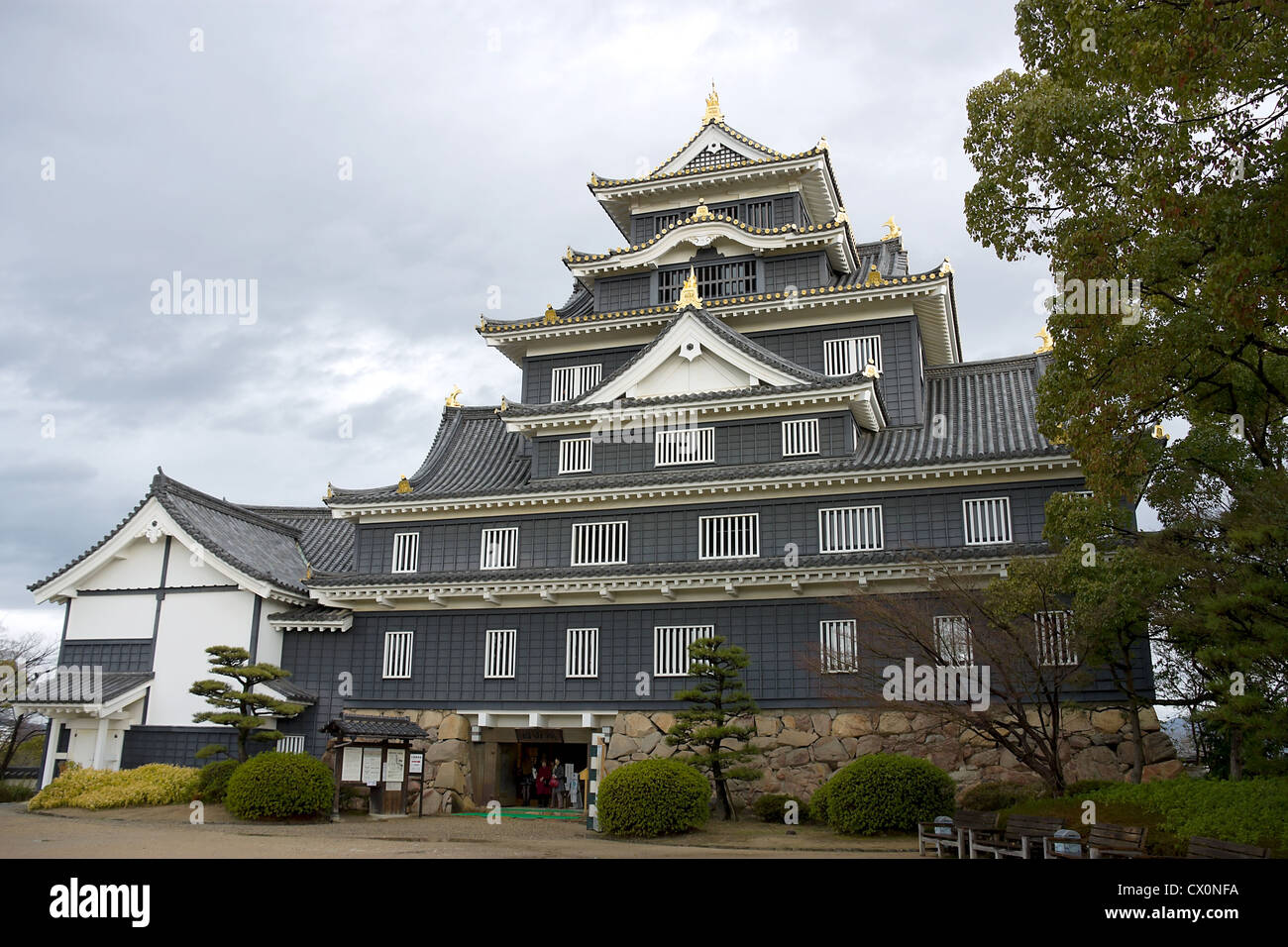 Main halten von Okayama Castle in Okayama-Präfektur, Japan. National Historic Site. Stockfoto
