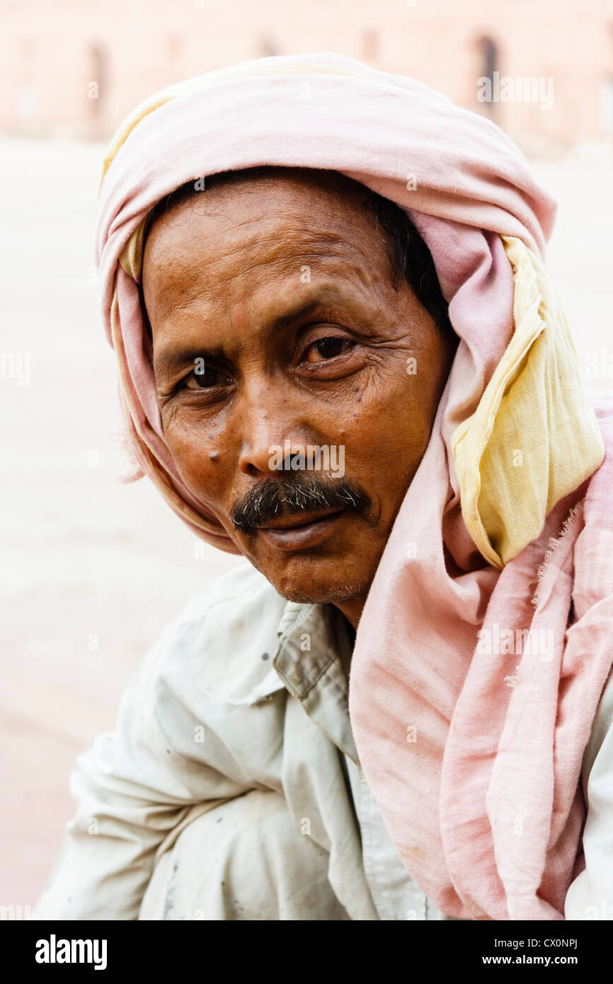 Porträt von Mann mit Turban, Lahore, Pakistan Stockfoto