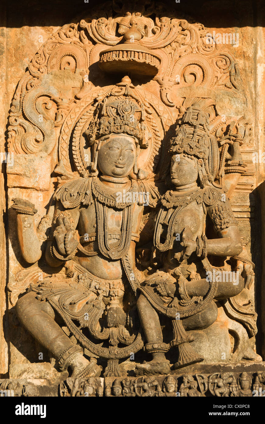 Elk201-2434v Indien, Karnataka, Halebid, Hoysaleswara Tempel Stein schnitzen Stockfoto