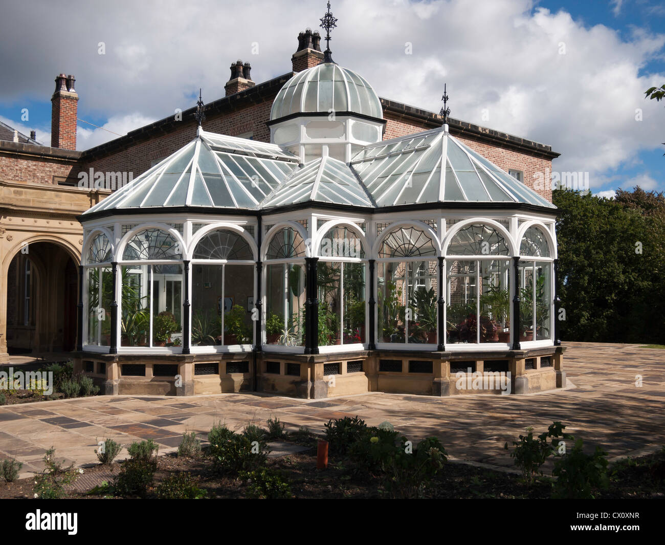 Preston Park Museum Stockton on Tees mit einem feinen viktorianischen Wintergarten im Jahr 2012 umfassend renoviert Stockfoto