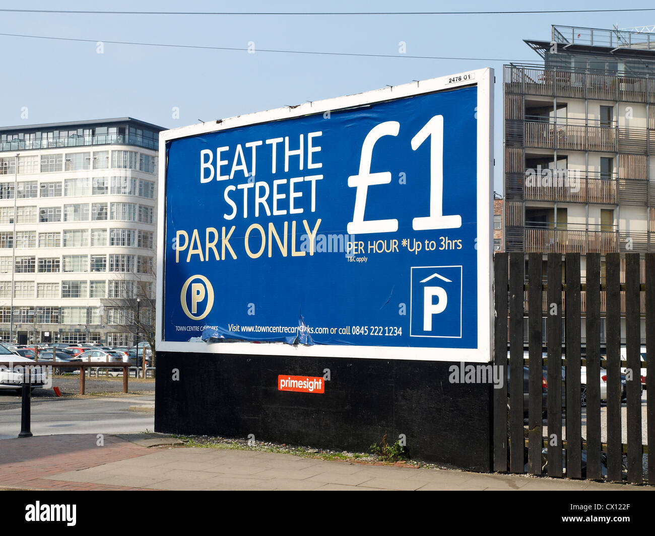 Plakatwerbung billiger Parken in der Innenstadt von Manchester UK Stockfoto