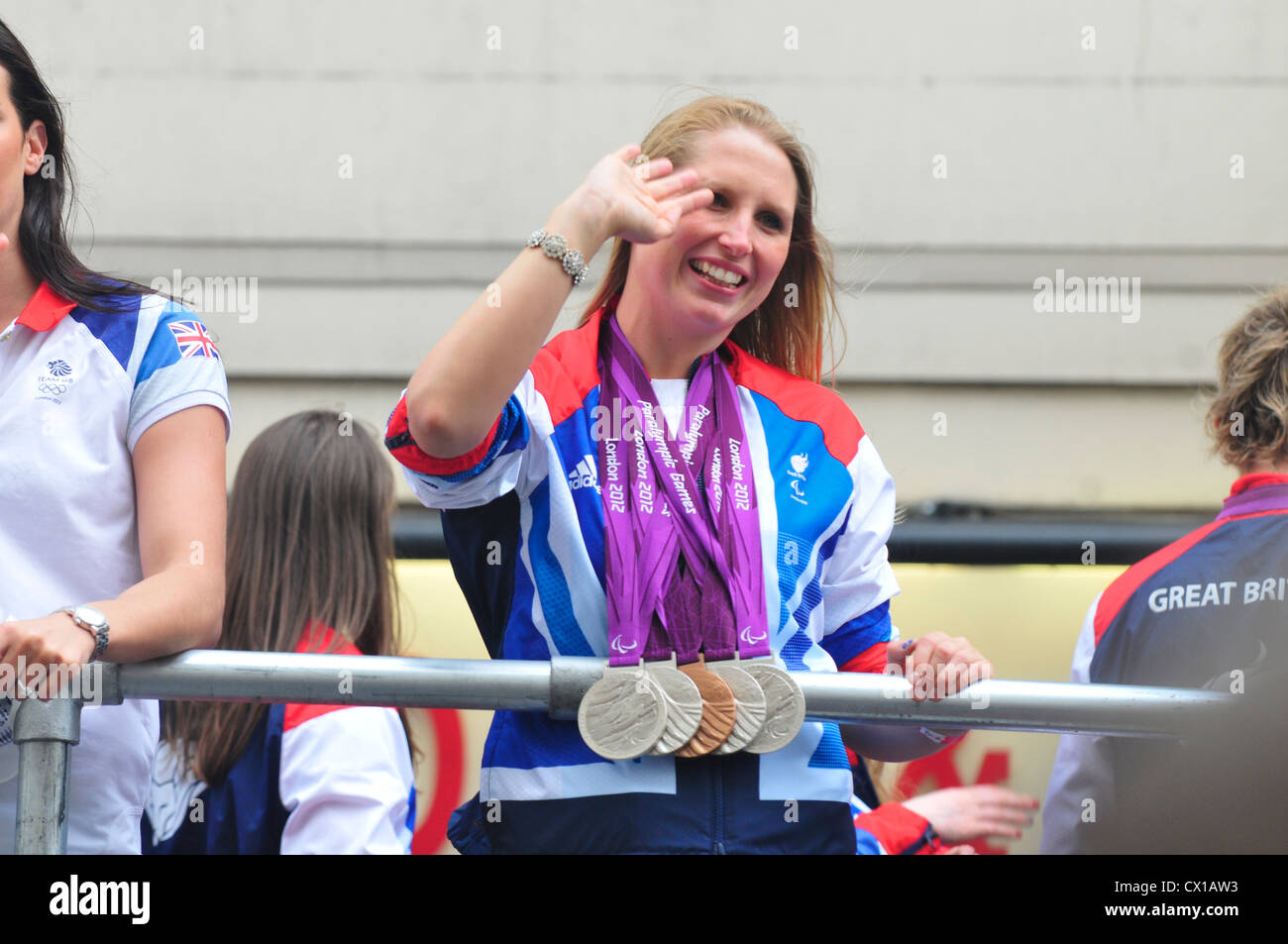 Stephanie Millward - 2012 Paralympischen schwimmen Medaillengewinner bei der Sportler-Parade, London Stockfoto