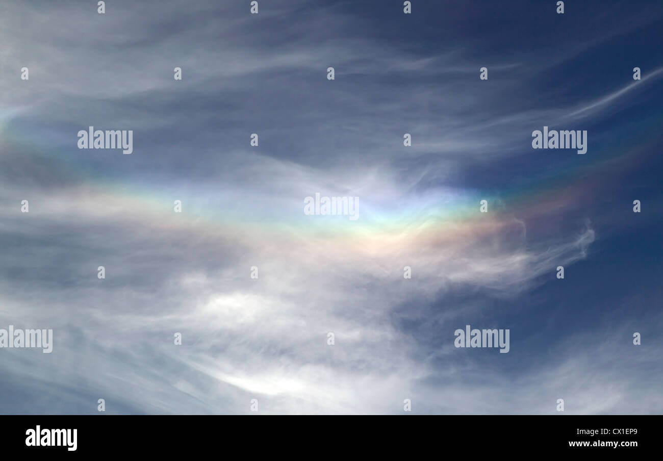 Rainbow Nation; Wolkenformationen über dem Queen Elizabeth Olympic Park während der Paralympischen Spiele 2012 in London Stockfoto