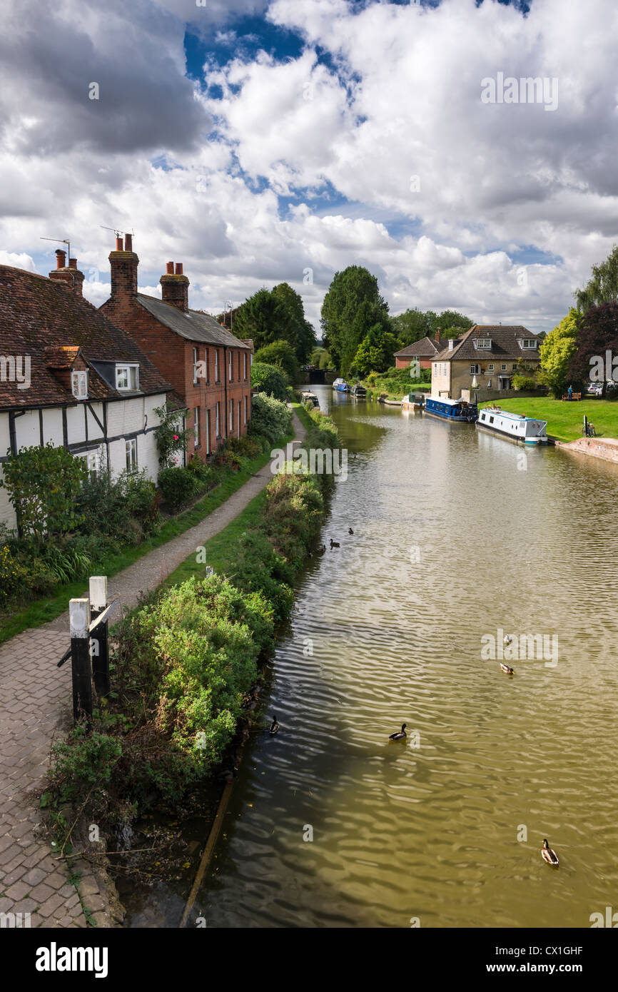 Der Kennet und Avon Kanal bei Hungerford, Berkshire - England Stockfoto