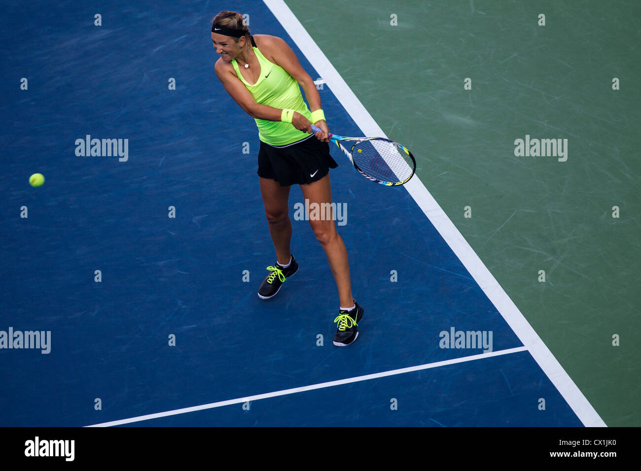 Victoria Azarenka (BLR) im Wettbewerb mit der Frauen Finale beim 2012 uns Open Tennisturnier, Flushing, New York. Stockfoto