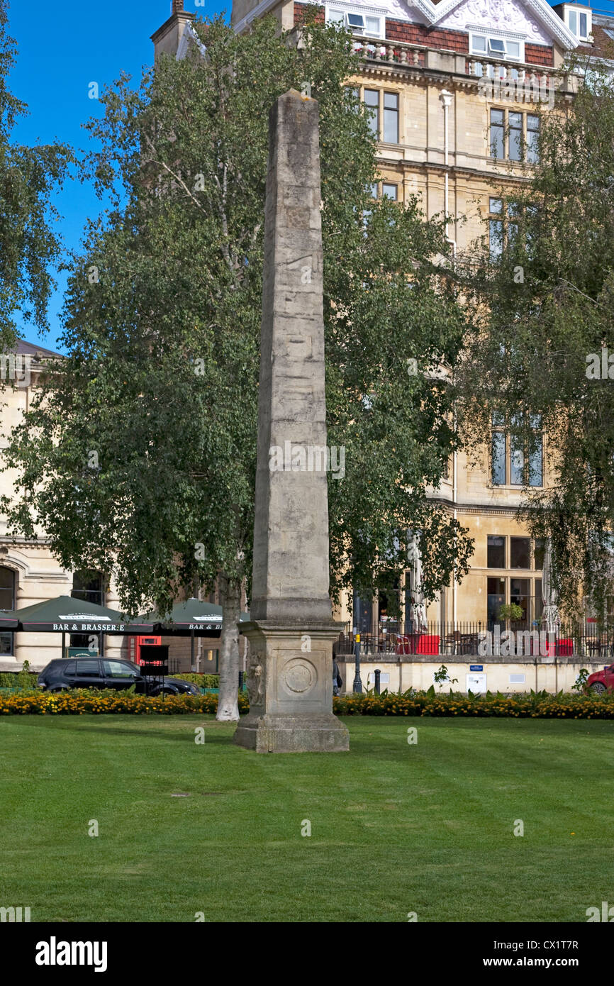 Obelisk im Orangenhain Bad, Wilhelm von Oranien zu Ehren besuchen 1734 Stockfoto