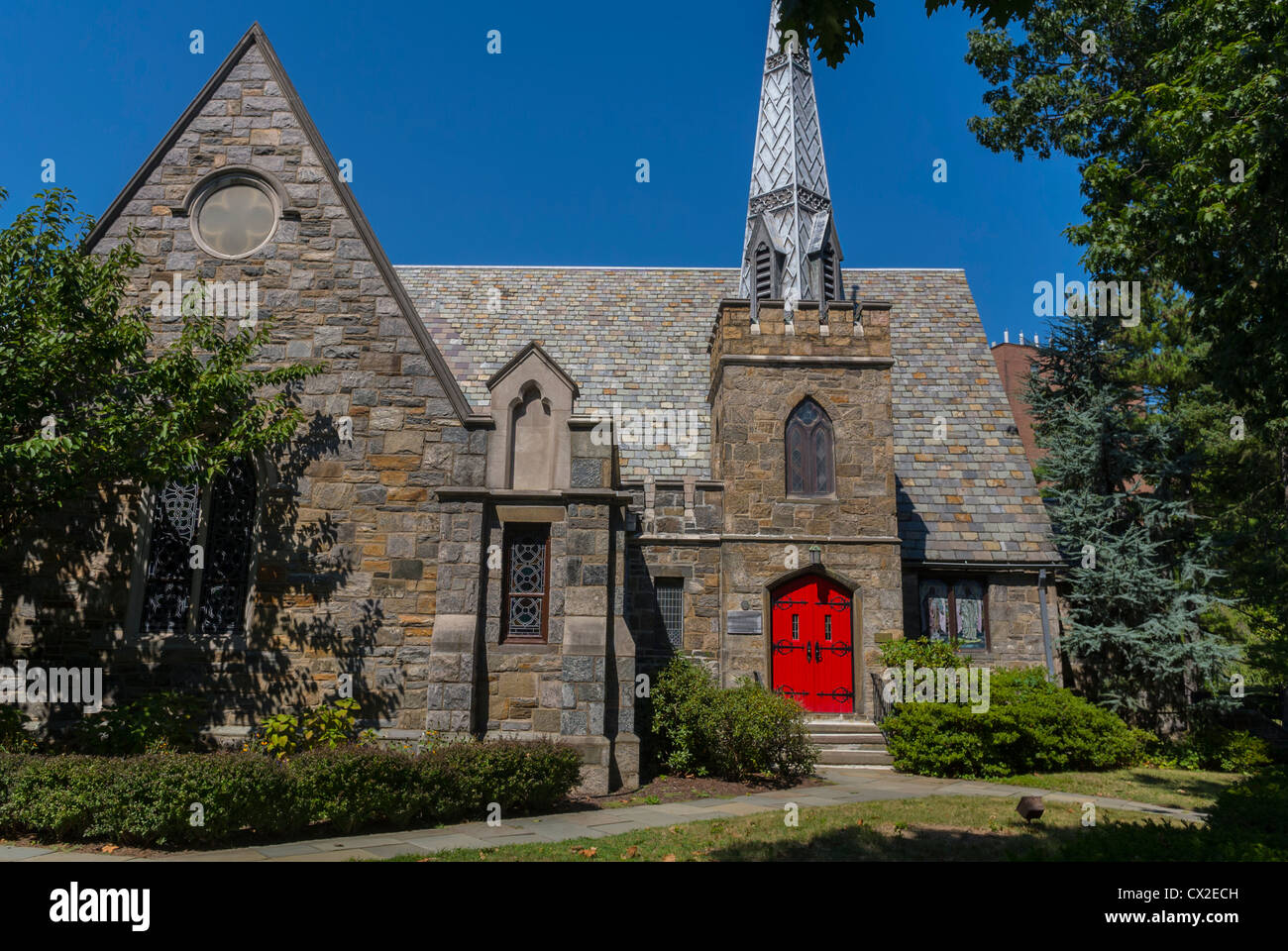 Bronx, New York, NY, USA, Fieldstone historisches Viertel, "Riverdale Presbyterian Church", Tür, Eingang, in exklusiven privaten Umgebung Stockfoto
