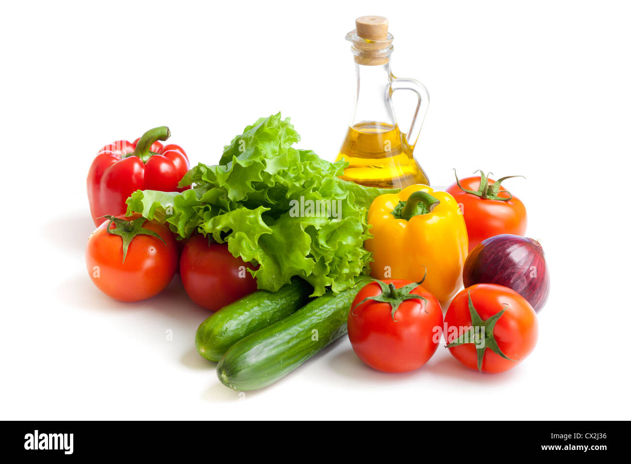 frisches Gemüse und Öl Stillleben isoliert Stockfoto