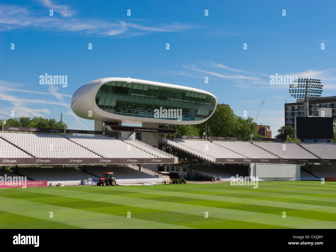 Der Herr Medienzentrum auf des Herrn Cricket Boden, Str. Johns Holz, North London entworfen von Jan Kaplický Stockfoto
