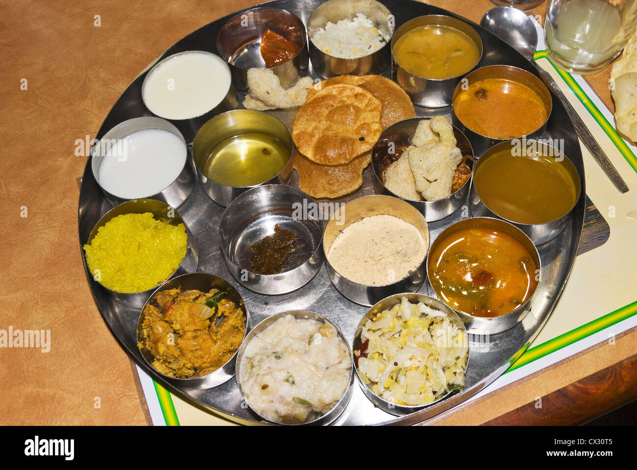 Elk201-5028 Indien, Tamil Nadu, Madurai, Süd-indischen Thali-Mahlzeit Stockfoto