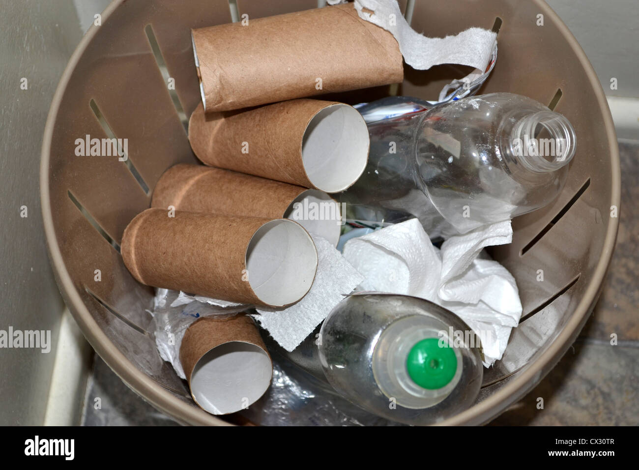 Birdseye-Blick auf Bad Abfalleimer Stockfoto