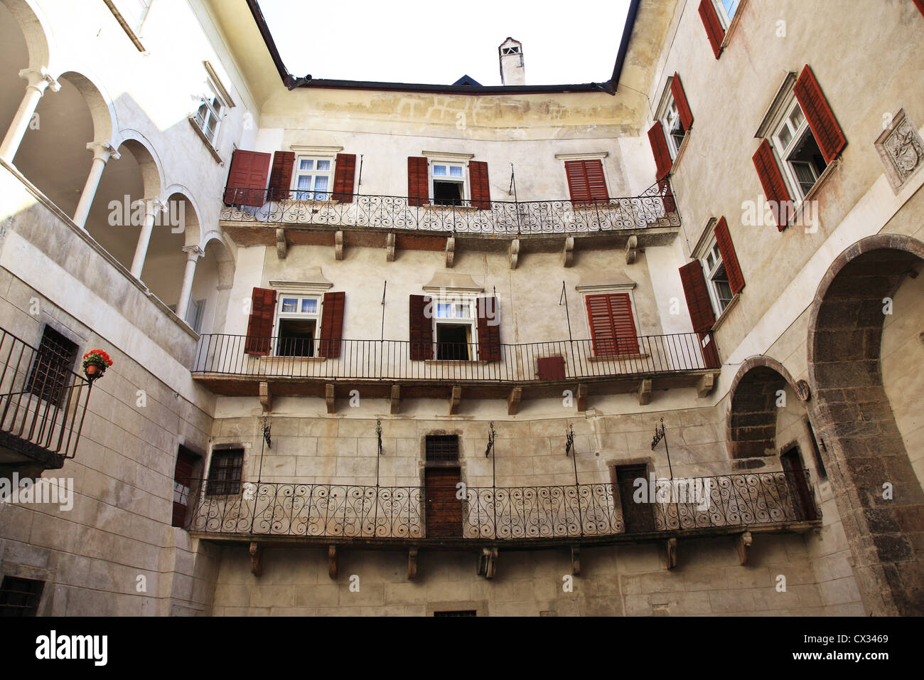 Detail der Castel-Ansicht im trentino Stockfoto