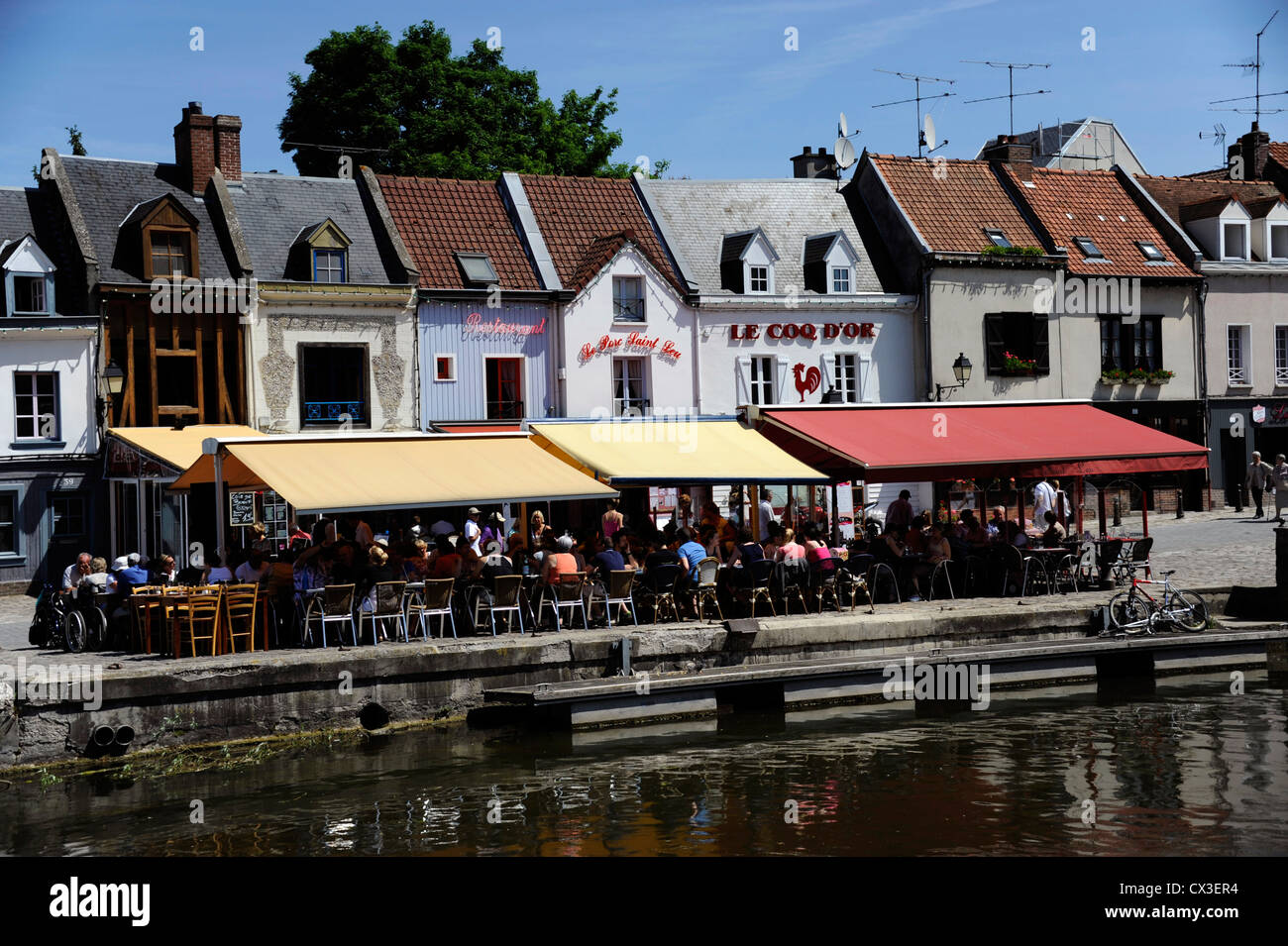 Restaurants-Quai Belu, Somme River, Amiens, Somme, Picardie, Frankreich Stockfoto