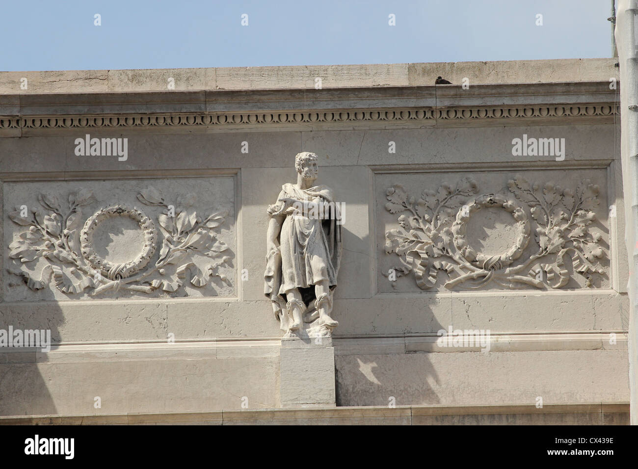 Steinerne Zierleiste in Venedig Stockfoto