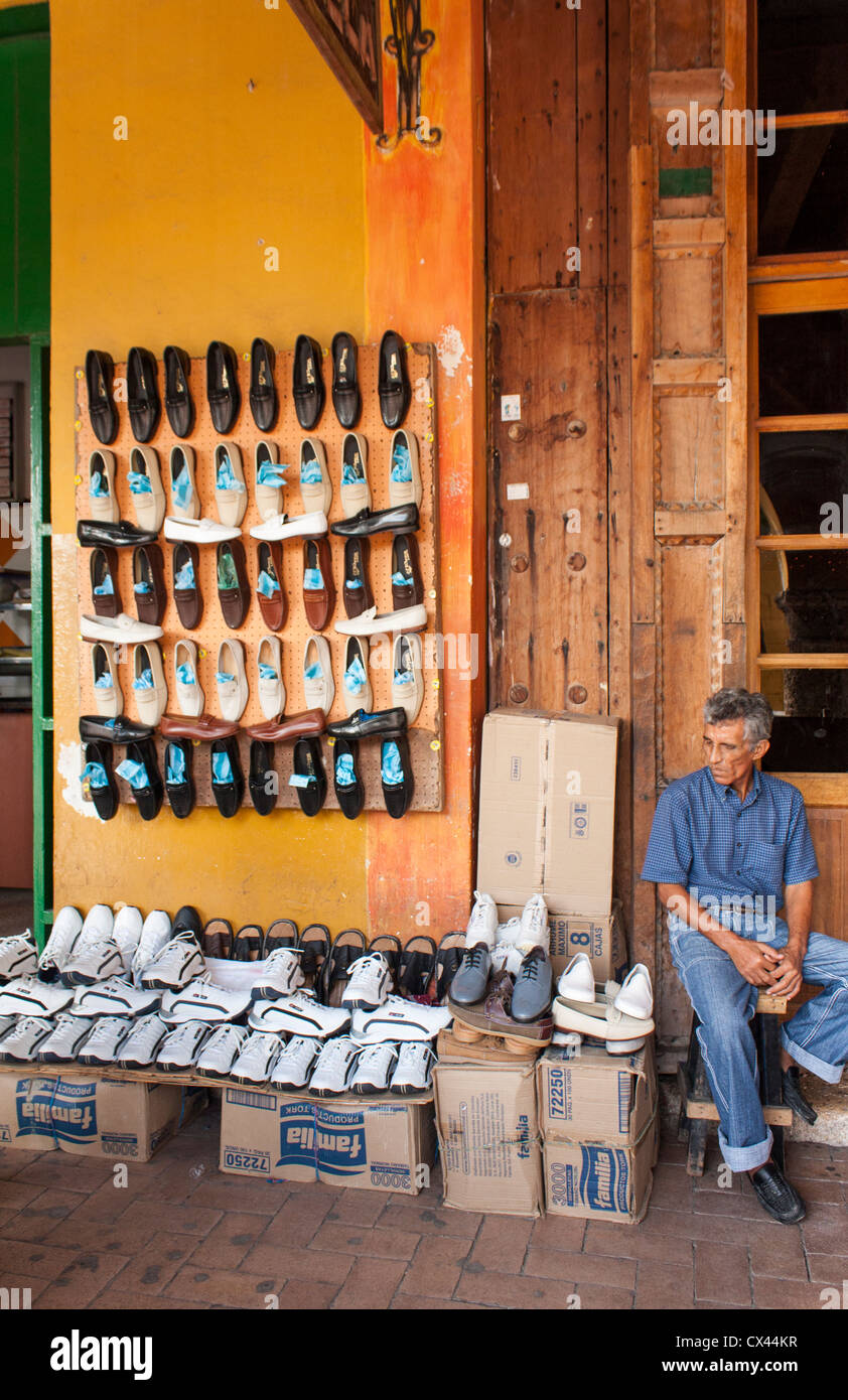 Schuh-Shop, Cartagena, Kolumbien Stockfoto