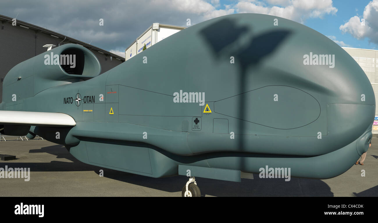 Euro Hawk Drohne von Northrop Grumman auf dem Display auf Air Show Berlin (ILA). RQ-4 Block 20 Global Hawk. Hohe Auflösung geschossen. UAV. Stockfoto
